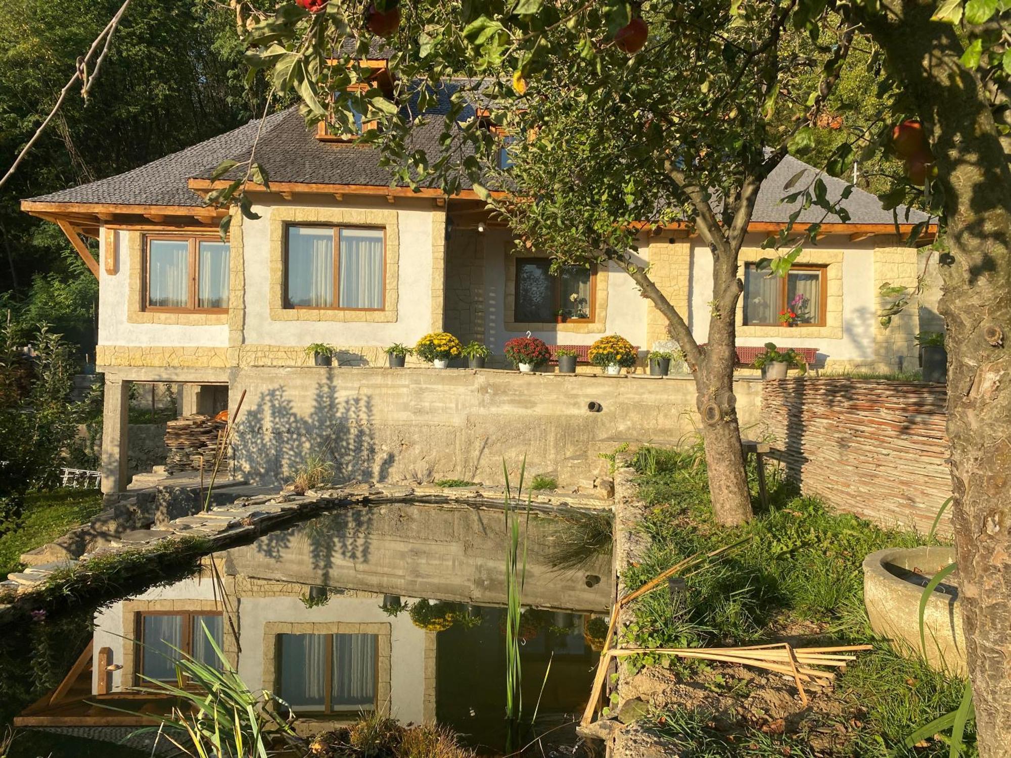 Вилла Casa Cu Sindrila Вэлени-де-Мунте Экстерьер фото