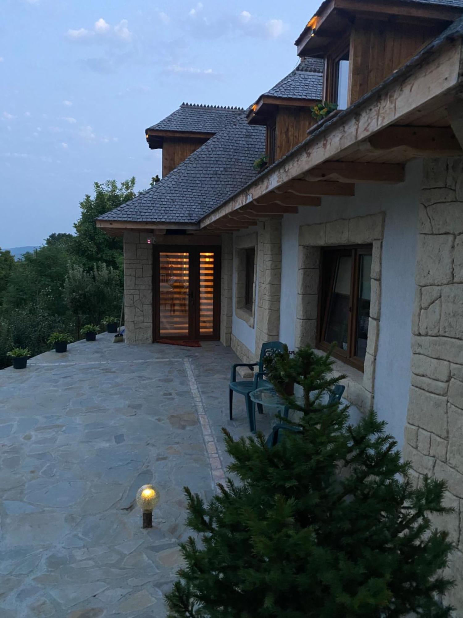 Вилла Casa Cu Sindrila Вэлени-де-Мунте Экстерьер фото