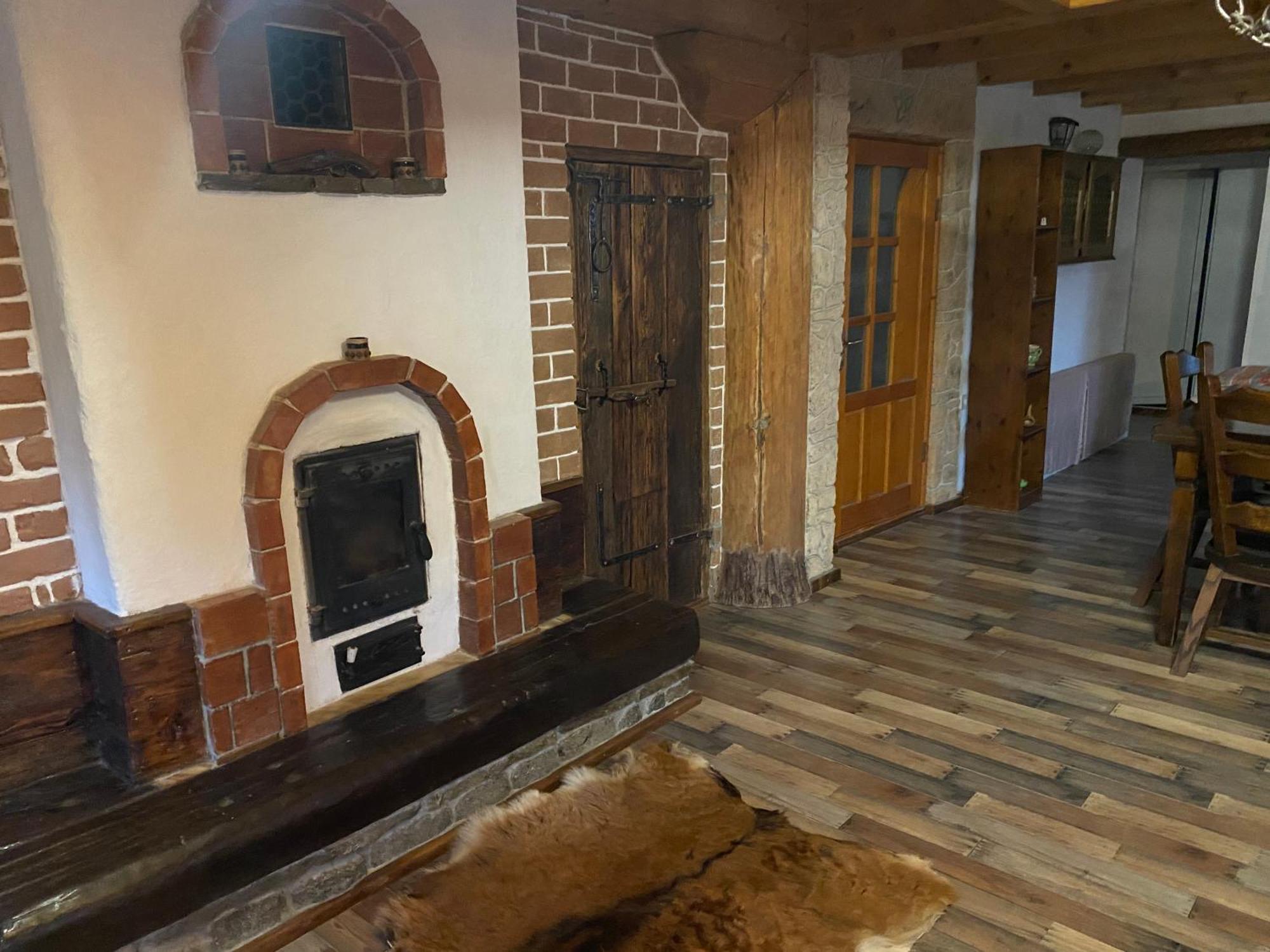 Вилла Casa Cu Sindrila Вэлени-де-Мунте Экстерьер фото